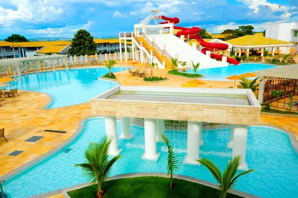 Lacqua Di Roma Goias Hotel *